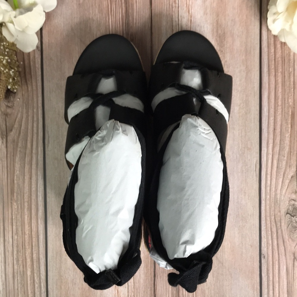 Patricia Nash Black Leather Wedge Sandals 6M - Picture 4 of 8